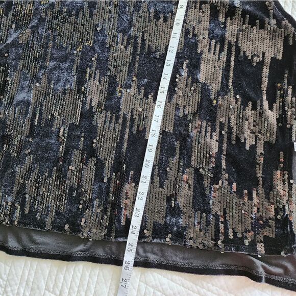 Marc new york velvet and sequins boxi half open sides top - Picture 7 of 12